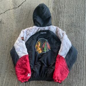VINTAGE 90S STARTER CHICAGO BLACKHAWKS PUFFER JACKET ZIP UP NHL MENS XL HOLE ARM